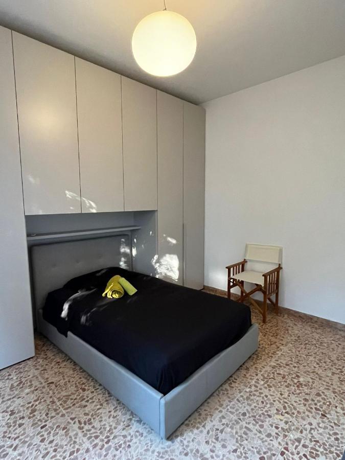 Casa Alexander Apartment Marina di Massa Luaran gambar